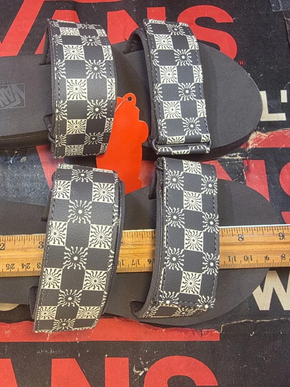 Vans Men 3.5/Women's 5 Checkerboard Floral Cayucas Platform Slides VN0A4U1X 107